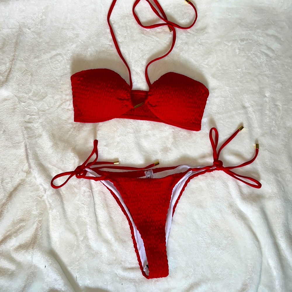 NWOT red bikini. Size medium.